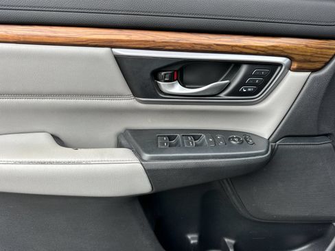 Used 2017 Honda CR-V EX-L image 10