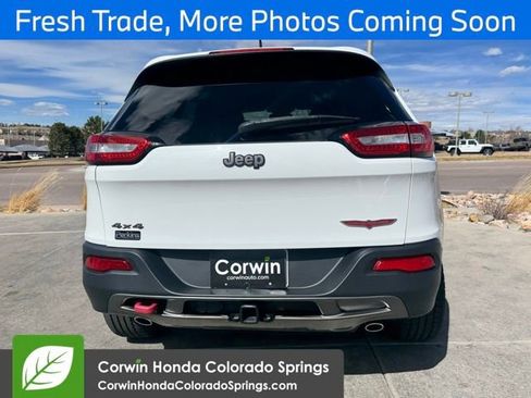 Used 2014 Jeep Cherokee Trailhawk w/ Leather Interior Group image 5