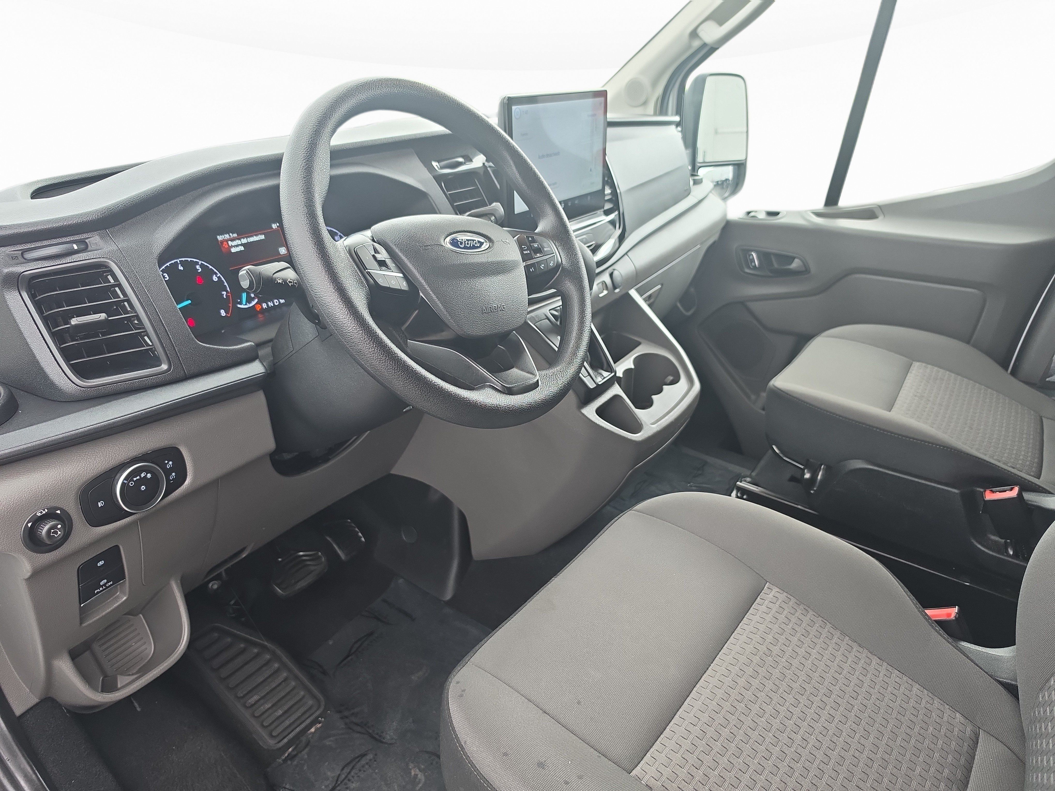 Used 2024 Ford Transit 350 XLT RWD image 17
