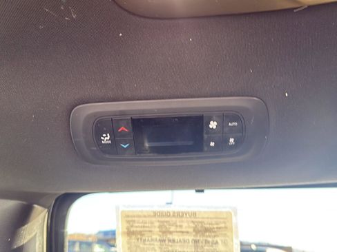 Used 2020 Chrysler Pacifica Touring-L Plus w/ S Appearance Package image 26