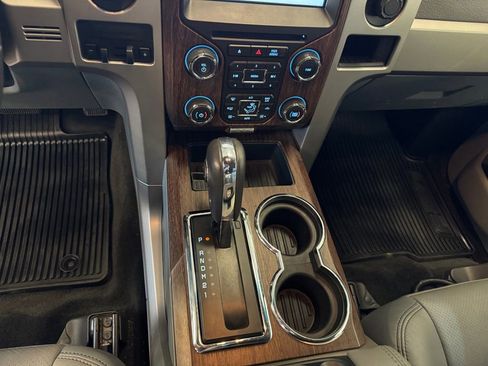 Used 2014 Ford F150 Lariat w/ Lariat Chrome Package image 15