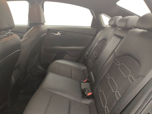 Used 2022 Kia Forte GT-Line w/ GT-Line Technology Package FWD image 18