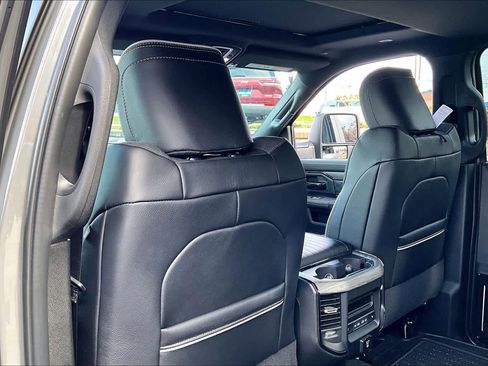 New 2026 RAM 3500 Limited AWD/4WD image 12