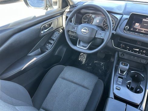 New 2026 Nissan Rogue SV FWD image 19