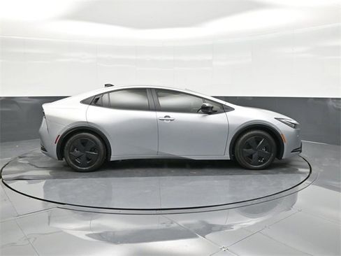 New 2026 Toyota Prius LE image 26