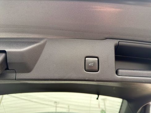 Used 2022 Ford Escape SEL image 42