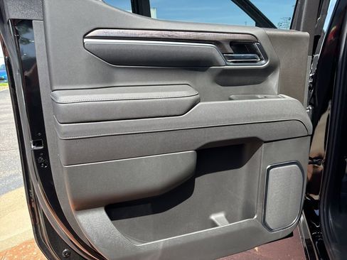 New 2025 Chevrolet Silverado 1500 LTZ w/ Technology Package image 23