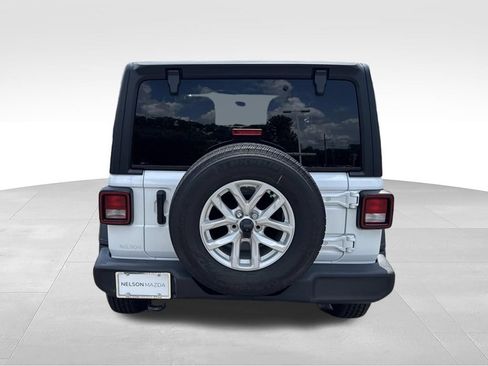 Used 2023 Jeep Wrangler Sport AWD/4WD image 6