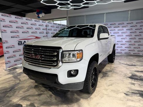 Used 2017 GMC Canyon SLE w/ SLE Convenience Package AWD/4WD image 2