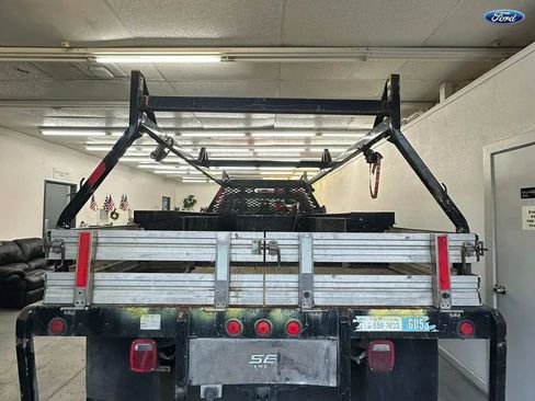 Used 2012 Ford F450 XL w/ XL Value Pkg image 4