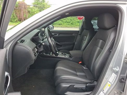 Used 2025 Honda Civic Sport image 13