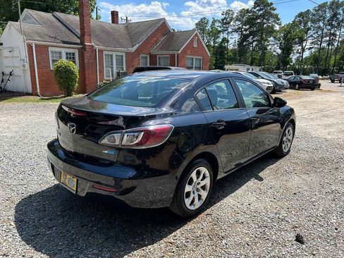 Used 2013 MAZDA MAZDA3 i Sport FWD image 6