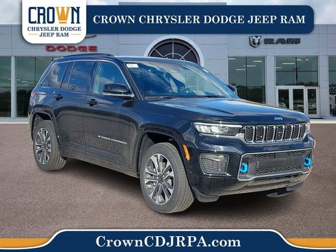 New 2024 Jeep Grand Cherokee Overland image 1