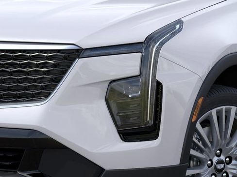 New 2024 Cadillac XT4 Premium Luxury image 10