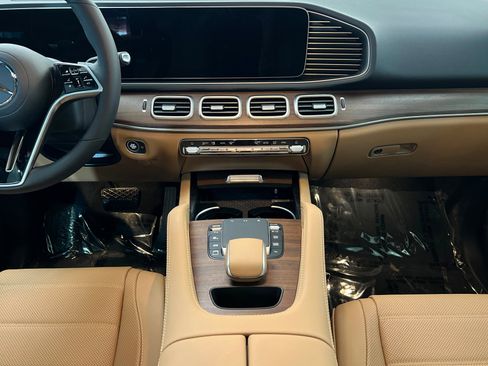 New 2026 Mercedes-Benz GLE 450 4MATIC image 13