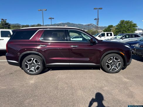 Used 2023 Hyundai Palisade SEL w/ Premium Package AWD/4WD image 3