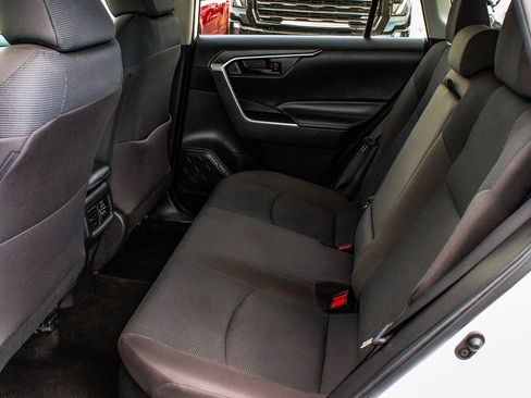 Used 2024 Toyota RAV4 LE image 31