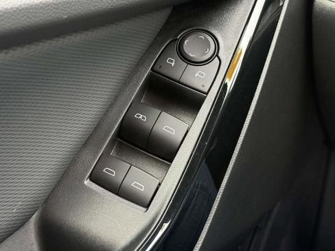 Certified 2025 Chevrolet Equinox LT w/ Convenience Package II image 14