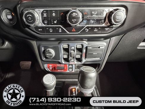 Used 2022 Jeep Gladiator Rubicon w/ LED Lighting Group AWD/4WD image 27