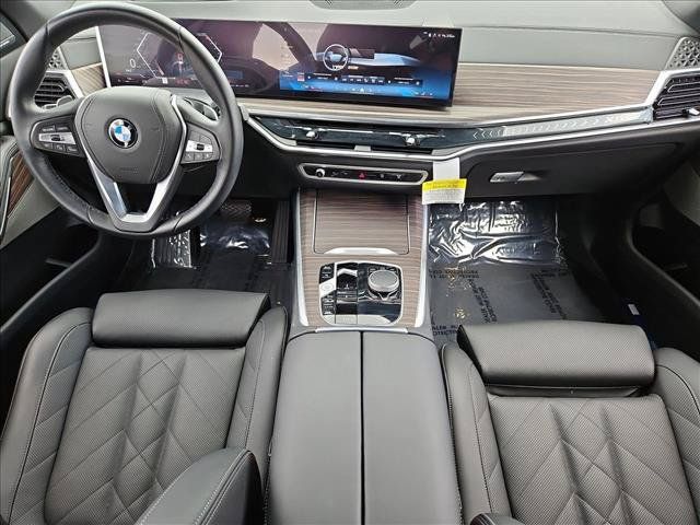 Certified 2026 BMW X5 xDrive40i w/ Premium Package AWD/4WD image 18