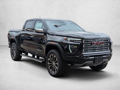 New 2026 GMC Canyon Denali AWD/4WD image 7