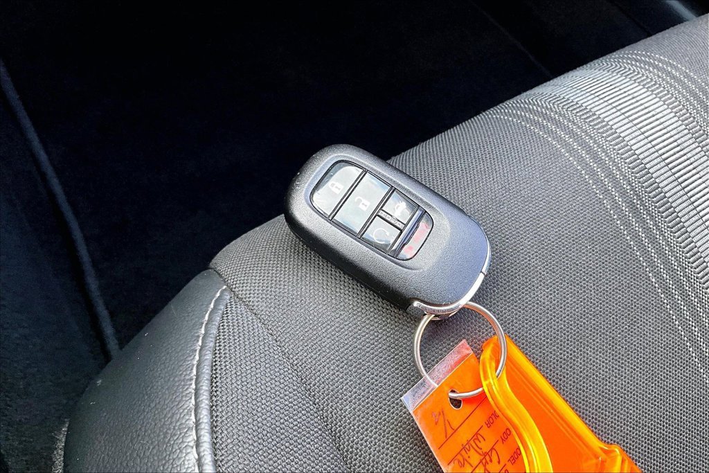 Used 2023 Honda Civic Sport image 11