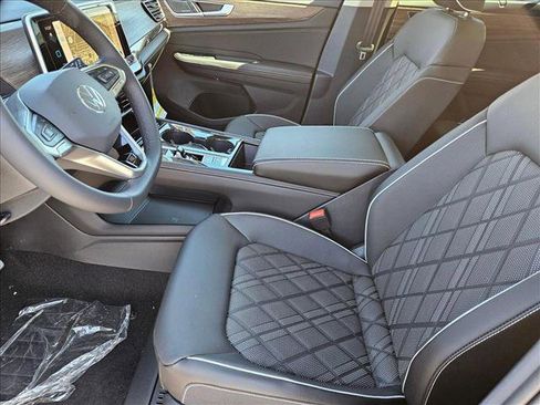 New 2025 Volkswagen Atlas SEL Premium R-Line image 15