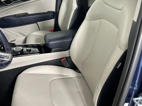 Used 2023 Kia Sportage EX image 14