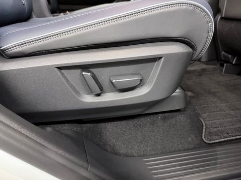 New 2026 INFINITI QX80 4WD image 45