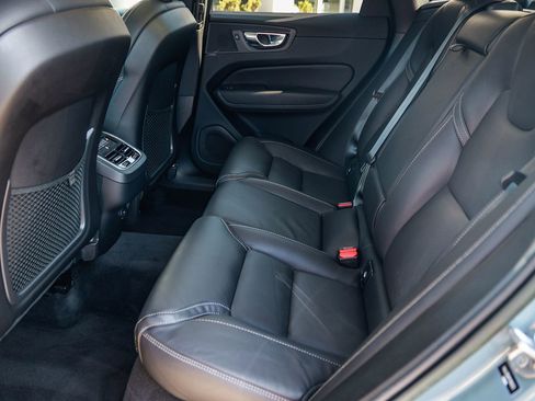 Used 2023 Volvo XC60 B5 Ultimate w/ Climate Package image 20