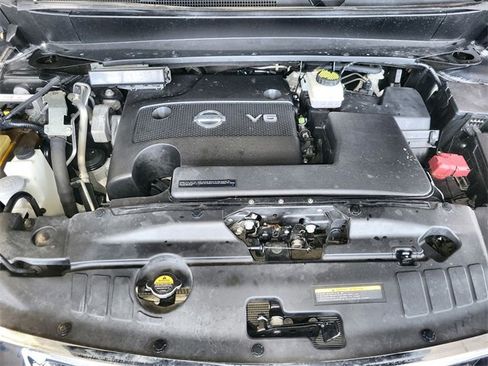 Used 2014 Nissan Pathfinder SL w/ SL Tech Package image 26