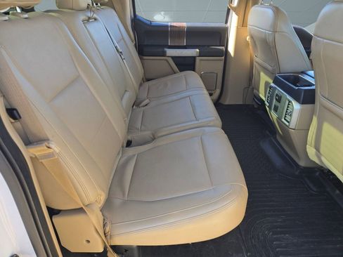 Used 2015 Ford F150 Lariat image 27