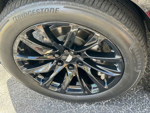 Used 2023 Cadillac Escalade Sport Platinum w/ LPO, ONYX Package image 15