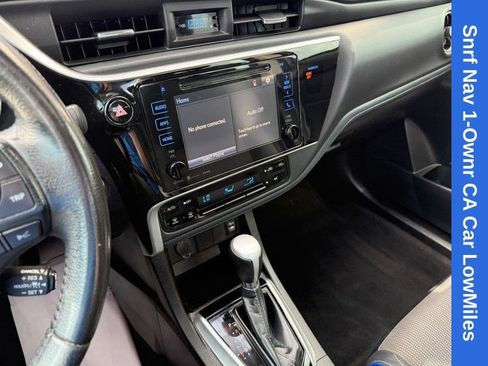 Used 2019 Toyota Corolla SE w/ SE Premium Package FWD image 25