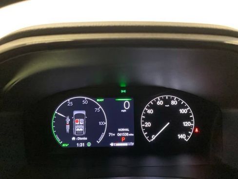 Used 2023 Honda CR-V Sport image 9