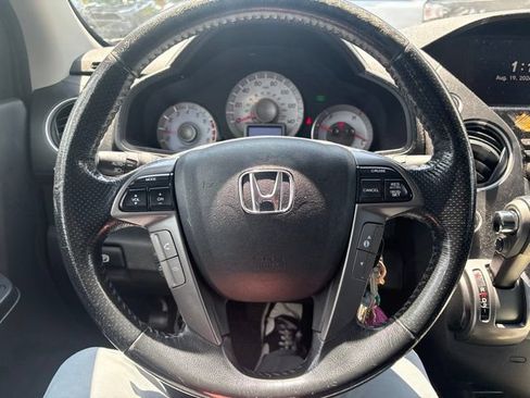 Used 2015 Honda Pilot Touring image 11