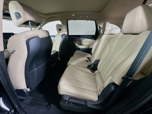 Used 2024 Acura MDX SH-AWD w/ Technology Package image 28