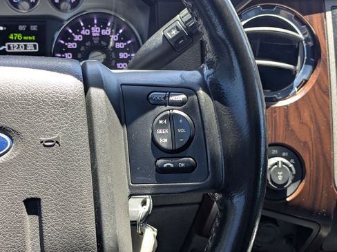Used 2011 Ford F250 Lariat w/ Lariat Interior Pkg AWD/4WD image 20
