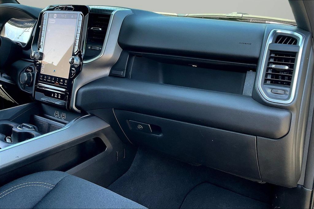 Used 2025 RAM 1500 Big Horn AWD/4WD image 27