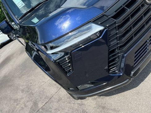 Used 2026 Lexus GX 550 w/ Accessory Package (2T) AWD/4WD image 35
