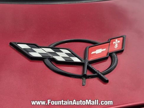 Used 2004 Chevrolet Corvette Coupe w/ Preferred Equipment Group RWD image 14