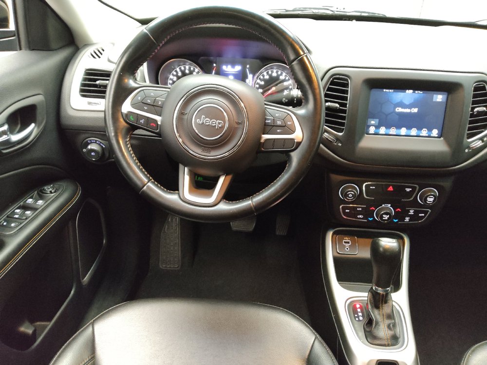Used 2020 Jeep Compass Latitude FWD image 22