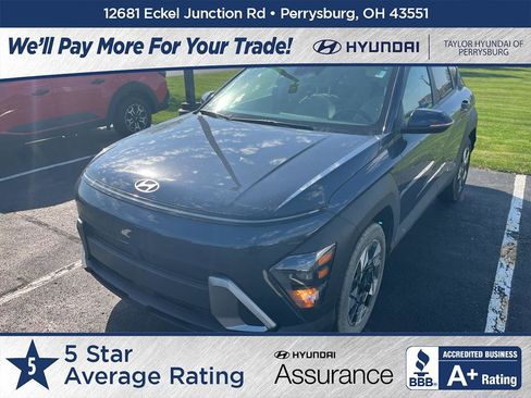 Certified 2025 Hyundai Kona SEL FWD image 1