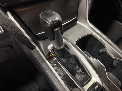 Used 2020 Honda Accord Sport image 26