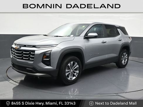 Used 2025 Chevrolet Equinox LT FWD image 1