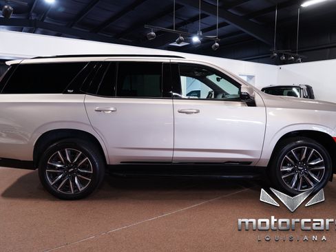 Used 2021 Cadillac Escalade Sport RWD image 8