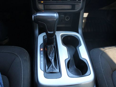 Used 2021 Chevrolet Colorado LT w/ Fleet Safety Package RWD image 27