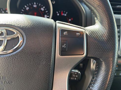 Used 2010 Toyota 4Runner Limited image 22