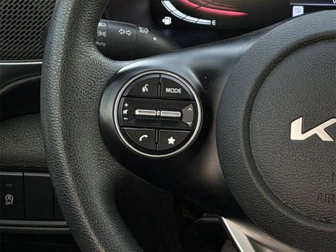 Used 2024 Kia Soul LX w/ Option Group 015 image 13