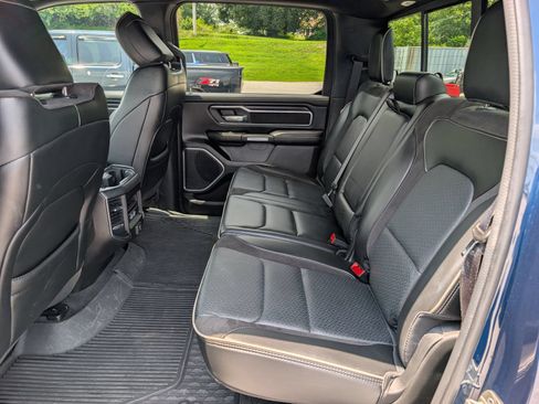 Used 2023 RAM 1500 Laramie AWD/4WD image 15